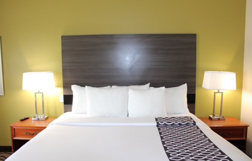 Ullah Lodging Inc - Handicap Accessible King Room