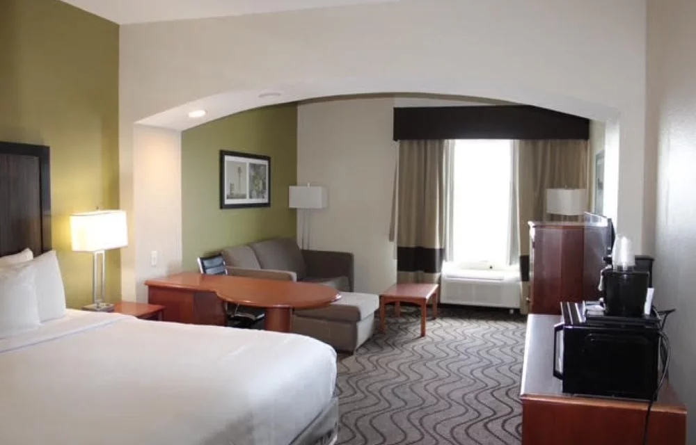 Ullah Lodging Inc - Extended King (Mini Suite)
